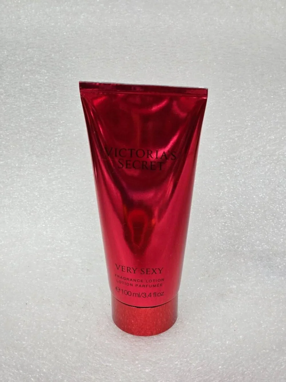 Victoria's Secret Very Sexy Fragrance Lotion 3.4 Oz Red Tube Travel Size